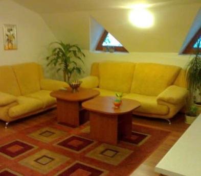 Apartment for rent in the center of Yambol. There is cable T