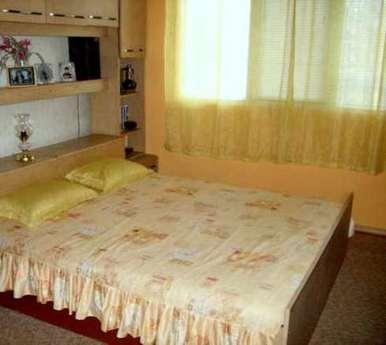 Room for short term rental, which is suitable for part-time 